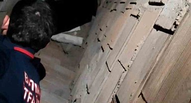 Batman'da havalandırma boşluğuna düşen kedi kurtarıldı