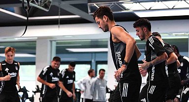 Beşiktaş, salonda çalıştı