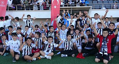 Beşiktaş U17, Tunceli'de