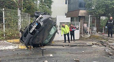 Beylikdüzü'nde kaladırımda yürüyen çocuğa araç çarptı: 1 ölü