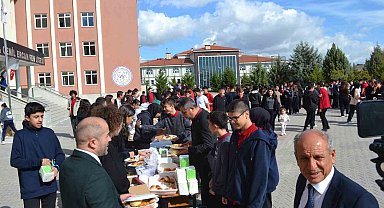 Beypazarı'nda Gazze için hayır panayırı düzenlendi