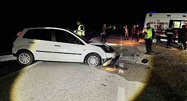 Bilecik'te otmobiller kafa kafaya çarpıştı: 4 yaralı