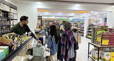 Bingöl'de havalar soğudu, aktarlarda kış çaylarına yoğun ilgi