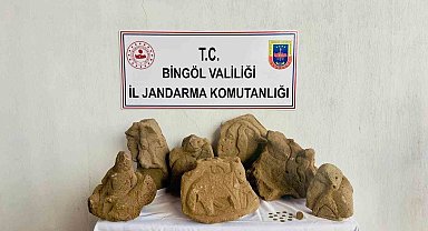 Bingöl'de jandarma ekipleri eski eser ele geçirdi