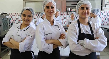 Bir ilçedeki okulların yemek ihtiyacını bu lise karşılıyor: Yıllık 15 milyon ciro yapıyor