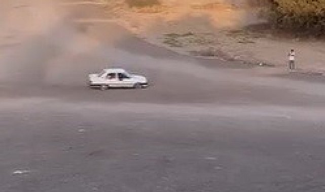 Biri drift attı, diğeri onu kayda aldı