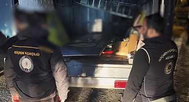 Bitlis'te 12 düzensiz göçmen yakalandı, 2 organizatör tutuklandı