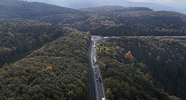 Bolu Dağı Tüneli'nde yapılan çalışmalar kara yolundaki trafiği artırdı