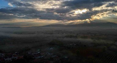 Bolu'da sis denizi kartpostallık manzaralar oluşturdu