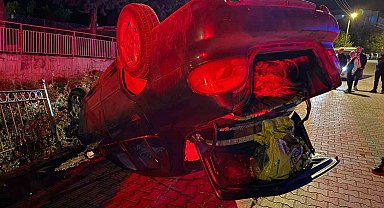 Burdur'da otomobil takla attı, dereye düşmekten son anda kurtuldu