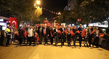 Bursa İnegöl'de Cumhuriyet Coşkusu meydanlara taştı