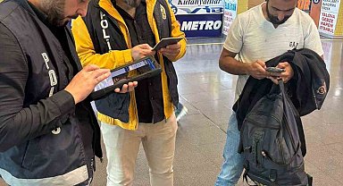 Bursa'da düzensiz göç denetimi: 3 bin 900 kişi sorgulandı