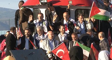 Bursa'da Filistin'e destek için tekneler denize açıldı