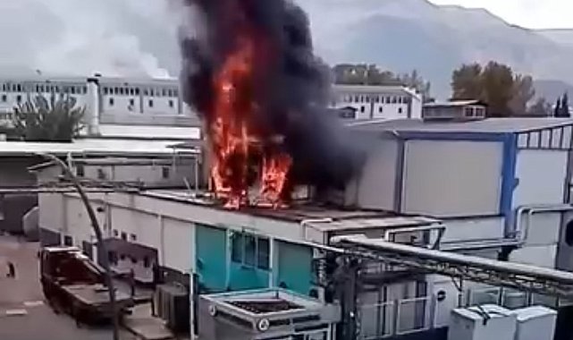 Bursa'da korkutan fabrika yangını