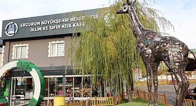 Büyükşehir'in "Sıfır Atık Kafe Ve Otobüs Durağı Projesi" Türkiye birincisi oldu