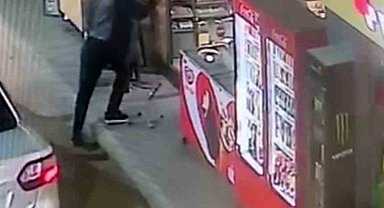 Cam kapıyı fark etmedi, kafasını çarpıp yere savruldu