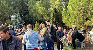 Çanakkale'deki kazada ağır yaralanan genç sürücü, 25 günlük yaşam mücadelesini kaybetti