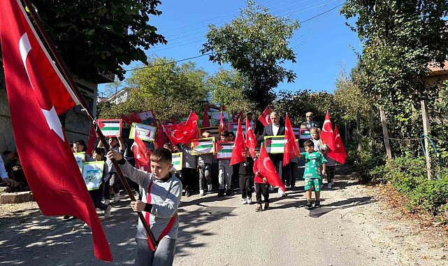 Çatalpınar'da minik yüreklerden Filistin'e barış çağrısı