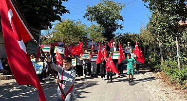 Çatalpınar'da minik yüreklerden Filistin'e barış çağrısı