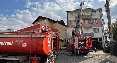 Çatıda yapılan tadilat yangına sebep oldu
