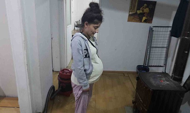 Çerkezköy'de sağanak etkili oldu: Evi lağım suyu bastı