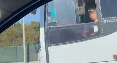 Çocuğun otobüs ile tehlikeli yolculuğu kamerada