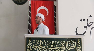 Cuma hutbesinde 'sünnetin' müslüman yaşamındaki rehber rolüne dikkat çekildi