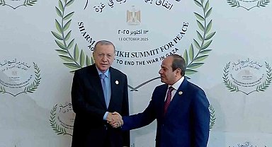 Cumhurbaşkanı Erdoğan, Mısır'daki Barış Zirve alanına geldi