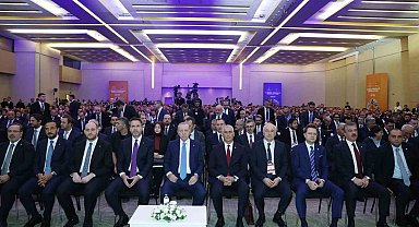 Cumhurbaşkanı Erdoğan: "Uluslararası piyasalardan doğal gaz almak bakkaldan gazoz almaya benzemez"