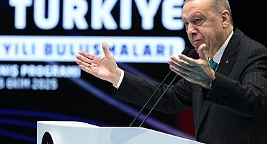 Cumhurbaşkanı Erdoğan: Soğukkanlılıkla menzile yürüyoruz