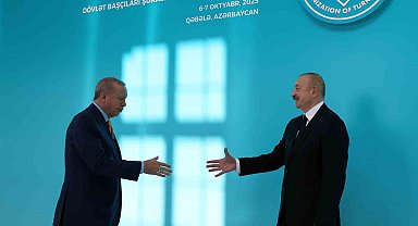 Cumhurbaşkanı Erdoğan'ı TDT 12. Zirvesi'nde Aliyev karşıladı
