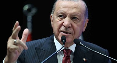 Cumhurbaşkanı Recep Tayyip Erdoğan: "Belediyeleri hısım akraba çiftliğine çeviren haramilerin baskılarına teslim olmak istemeyenlere kapımız açıktır."