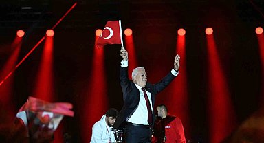 Cumhuriyet coşkusu Bursa'yı sarıyor