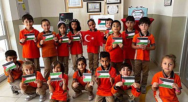 Darende'de ilkokul öğrencilerinden Gazze ve Filistin'e anlamlı destek