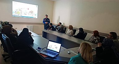 Demirözü'nde hastane personeline afet ve yangın eğitimi verildi