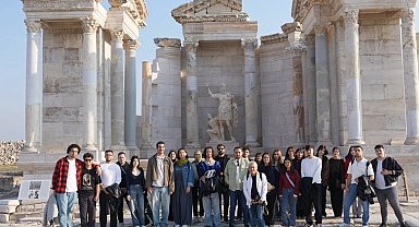 Denizli Büyükşehir'den gençlere yönelik turizm atağı