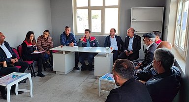 Digor'da çiftçilere yönelik eğitimler sürüyor