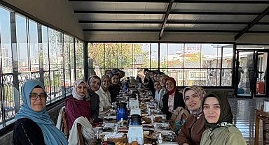 Din görevlileri sağlıkçı öğrencilerle bir araya geldi