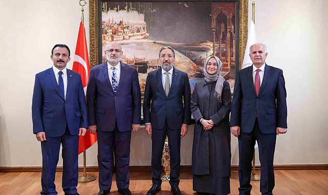 Diyanet İşleri Başkan Yardımcılığına atanan isimler görevi devraldı