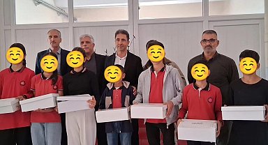 Diyarbakır'da 300 öğrenciye ayakkabı dağıtıldı