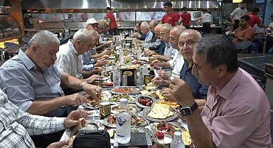 Diyarbakır'da 45 yıl önce askerlik yaptılar, Adana'da buluştular