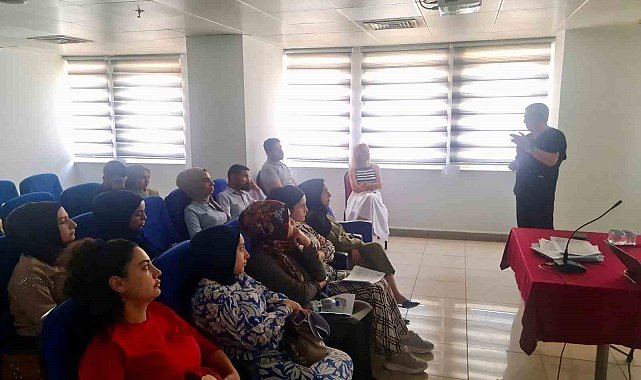 Diyarbakır'da Gebe Okulu'nda ağız ve diş sağlığı eğitimleri başladı