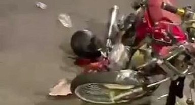 Diyarbakır'da motosiklet ile otomobil çarpıştı: 1 yaralı