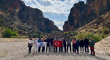 Doğa tutkunlarının vazgeçilmezi: Saklıkapı ve Karaleylek kanyonları