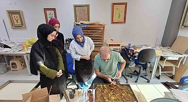 Düzce'de gençlik merkezilerinde eğitimler devam ediyor