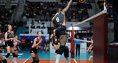 Eczacıbaşı Dynavit, deplasmanda galip