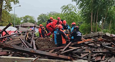 Edirne'de gerçeği aratmayan deprem tatbikatı