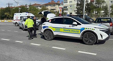 Edirne'de otomobil ile motosiklet çarpıştı: 1 yaralı