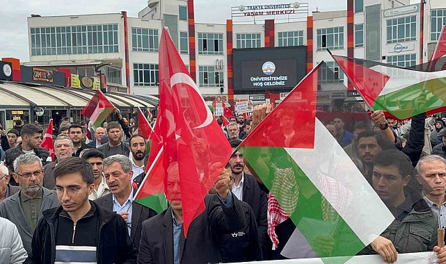 Edirne'de üniversite öğrencilerinden Filistin'e destek yürüyüşü