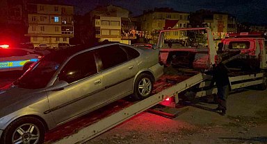 Ehliyetsiz sürücü polisten kaçamadı